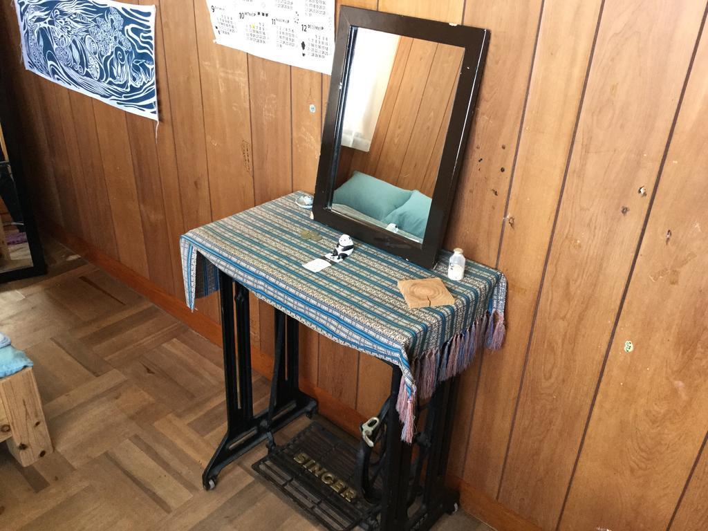 Hostal Yado Ari Itoman Habitación foto